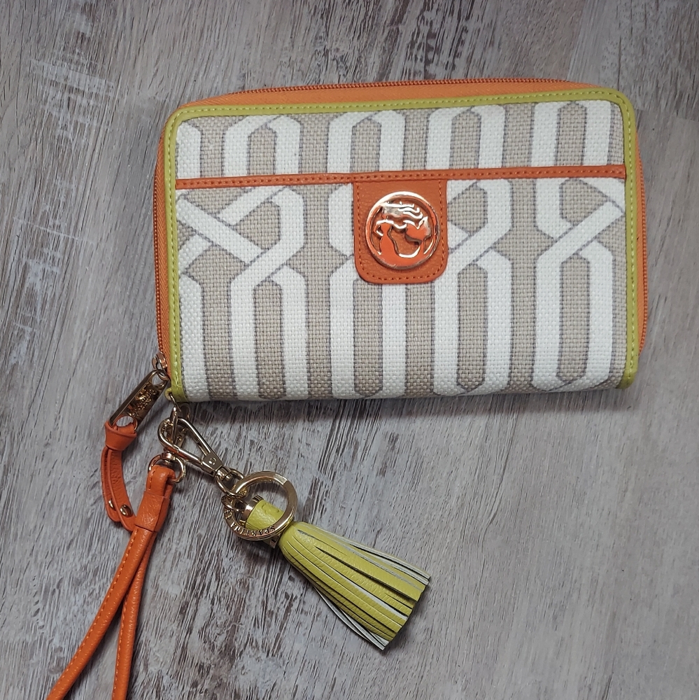 Wristlet